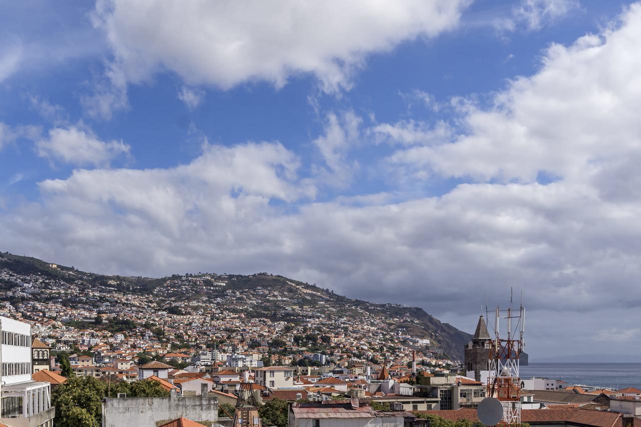 Downtown Funchal Apartments By An Island Apart Bagian luar foto